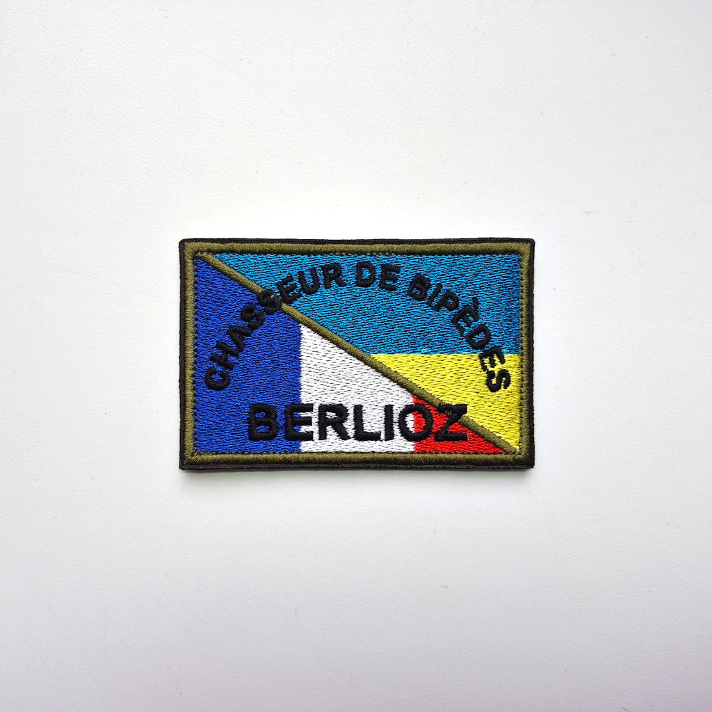 French Group Berlioz Chasseur De Bipedes Morale patch front-facing photo